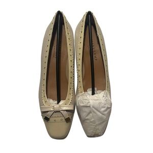 Mark + Lemp Classics Patent Leather Wheat Dress Pump with Bow + Gold Hardware 5M